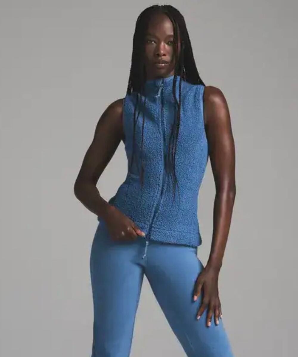 SKIMS NWT RARE Teddy Zip-Up Vest – Azure – Size XL